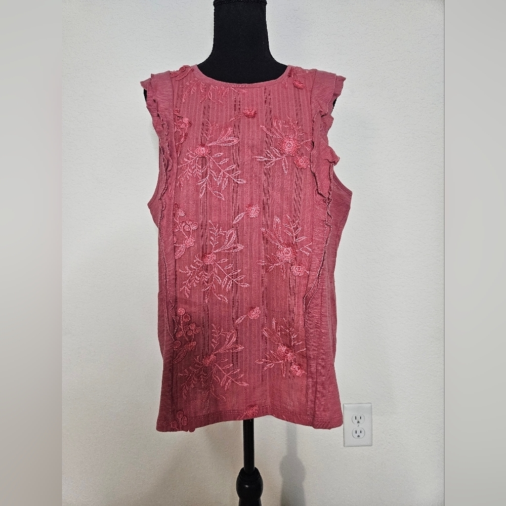 NWT Torrid 100% Cotton Slub Woven Embroidered Crew Neck Ruffled Top Boho